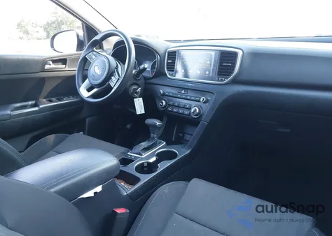 2020 Kia Sportage Lx z USA, uszkodzony, nr VIN KNDPM3AC2L7827491